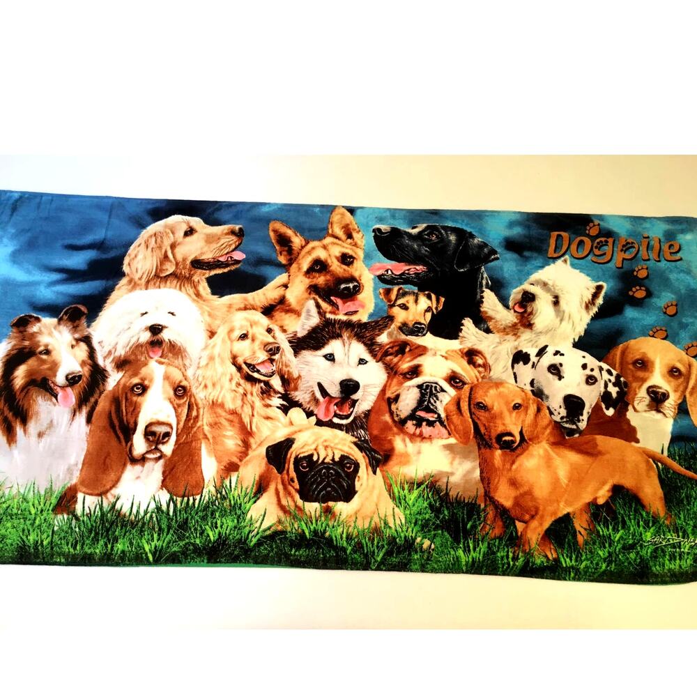 Beach Towel Dogs Dogpile 30x60 New in Package Colorful Beautiful Dogs